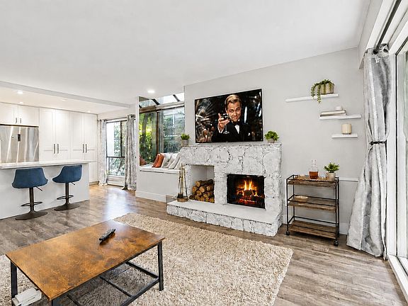 4th image of 1345 W 15th Ave #317