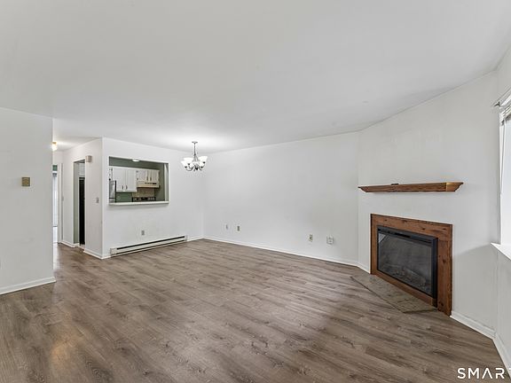 3rd image of 51 Willow Springs #51