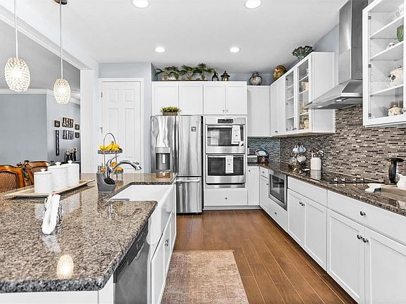 4th image of 3918 Aquilla Dr