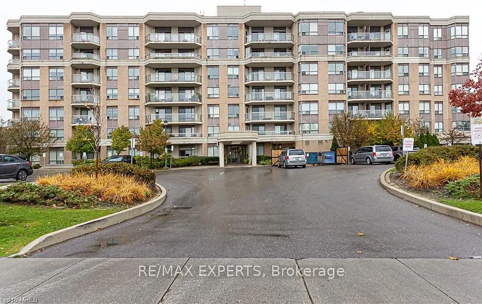 300 Ray Lawson Blvd #605