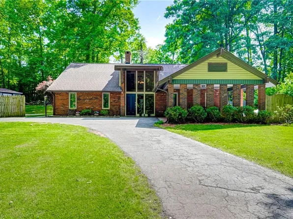 4030 Havenwood Dr, Winston Salem, NC 27106