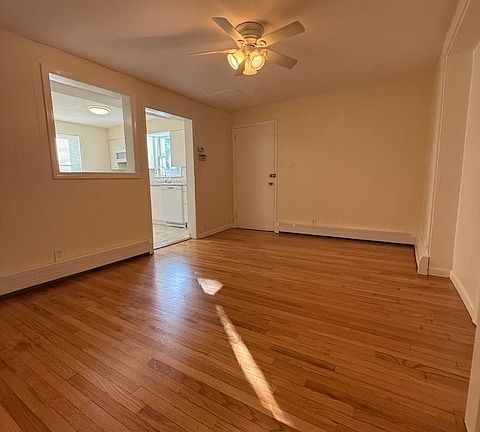 3rd image of 125 High Ridge Dr