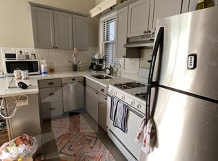378 Harvard St #2B, Cambridge, MA 02138