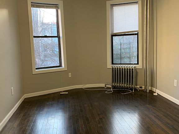 4th image of 2391 Davidson Ave #1Z