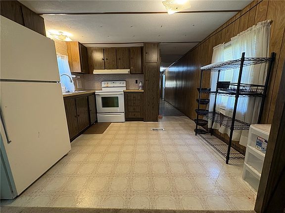 3rd image of 210 Jill Dr #60