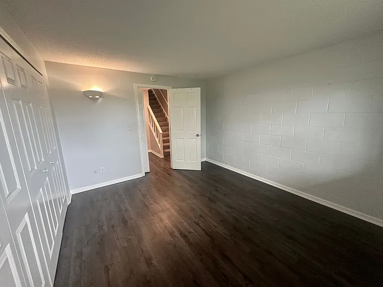 380 Ramsey St — Photo 15