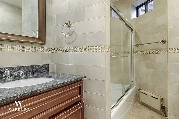 Rented by Warburg | media 23