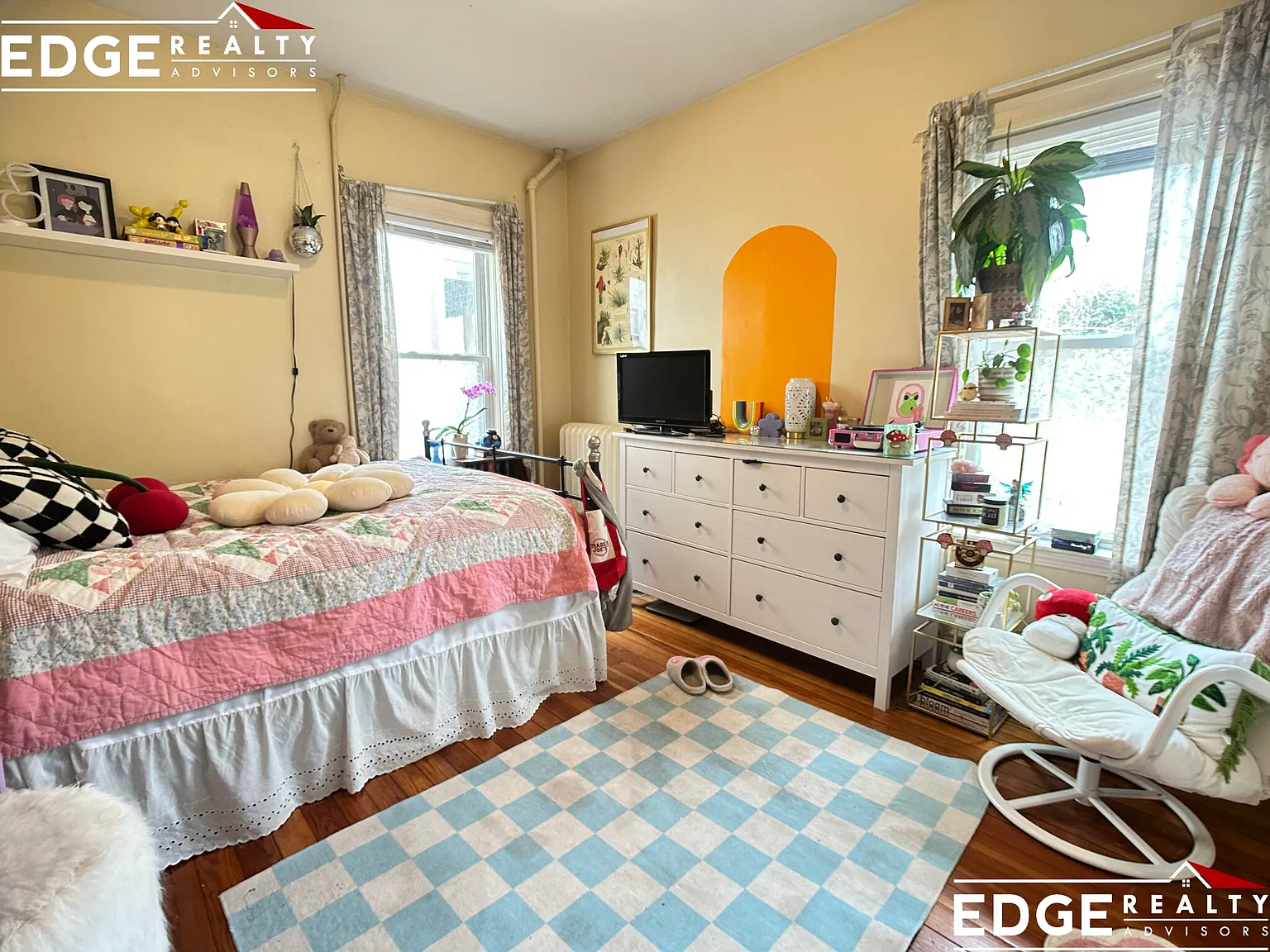 4 bed, 1500 sqft, $3,500 — Photo 1