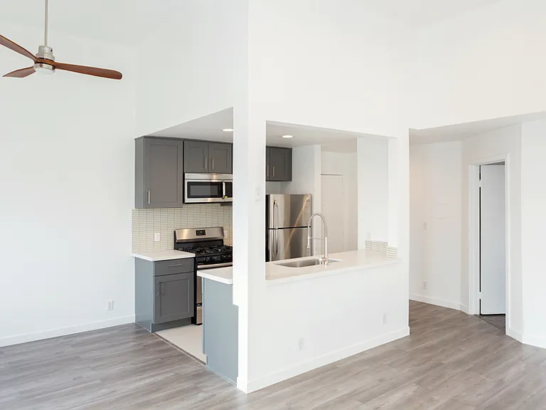 Virginia Plaza LLC — Photo 2
