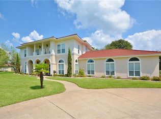 808 Grandview Estate Dr, Corsicana, TX 75109