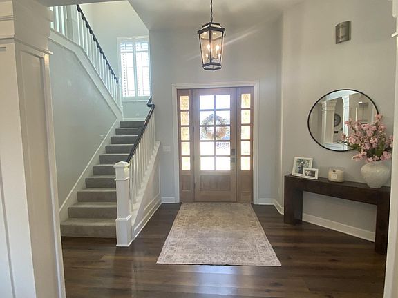2nd image of 5 Oakwood Ct