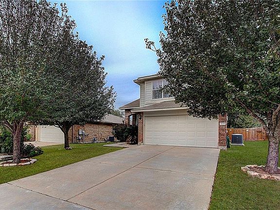 5th image of 3775 Castle Rock Dr