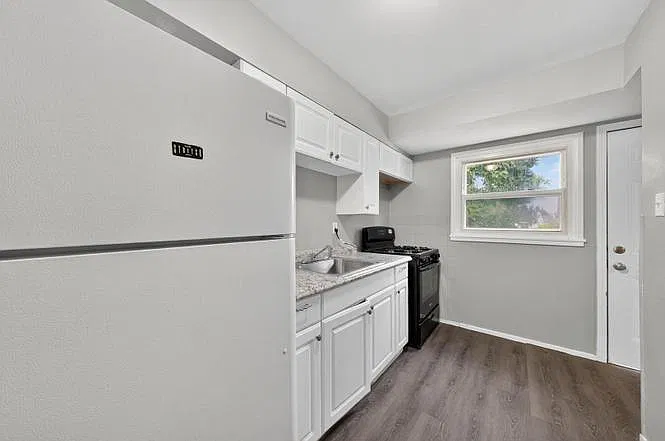 416 Crawford Rd — Photo 4