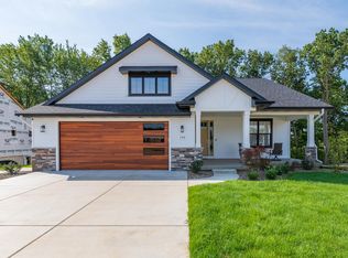 551 Sand Pointe Trl, Portage, MI 49024