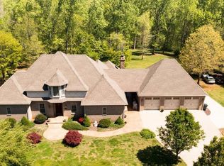 1517 Country Estates Dr, Lowry, VA 24570