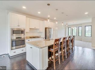 42300 Peregrine Ter, Ashburn, VA 20148