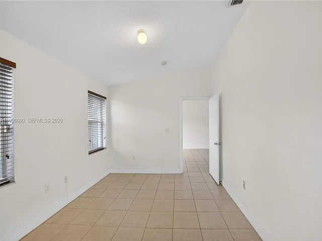 14613 SW 117th Ave — Photo 10