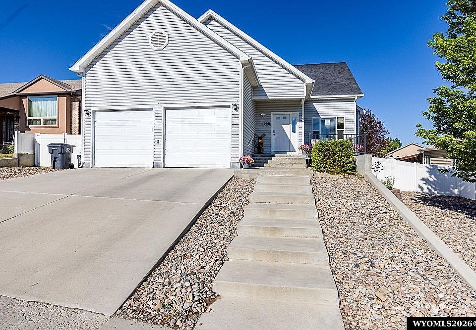 1st image of 1206 Hailee Dr