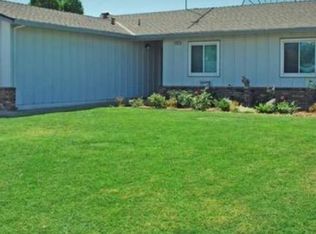 1421 D St, Oakdale, CA 95361