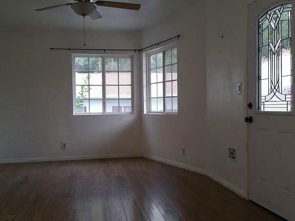 4th image of 4108 Garden Ave