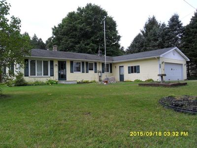 8015 Shaw Lake Rd, Middleville, MI, 49333
