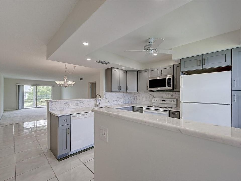 1st image of 2803 Victoria Way #F4
