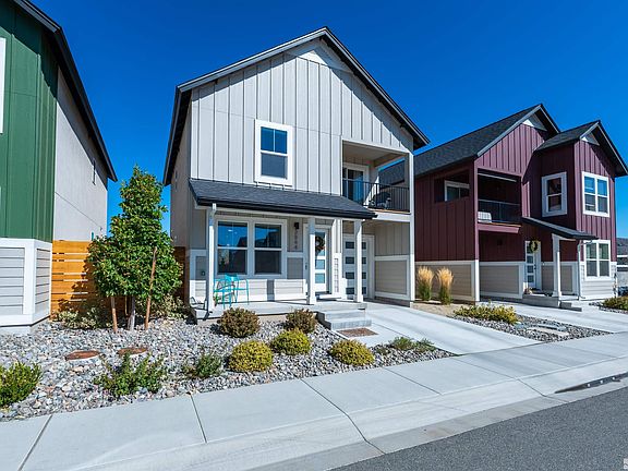 3rd image of 3844 Bonnie Pl
