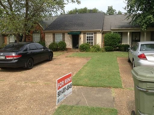 3rd image of 7004 Wesley Ct