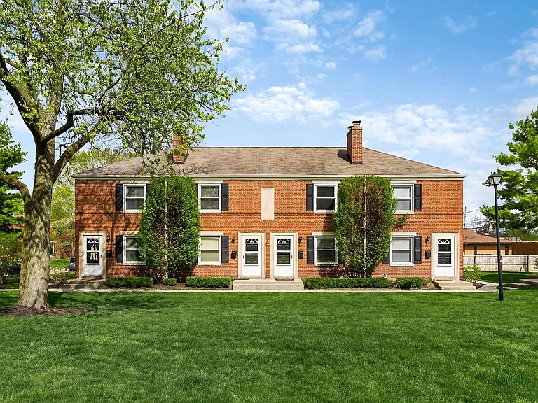 Large front yard can be used for entertaining or playing yard games
