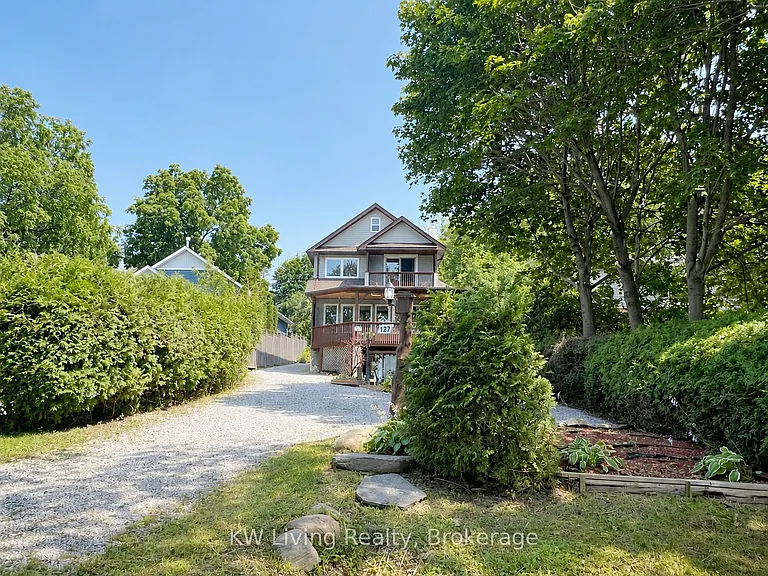 127 Lake Dr N — Photo 7