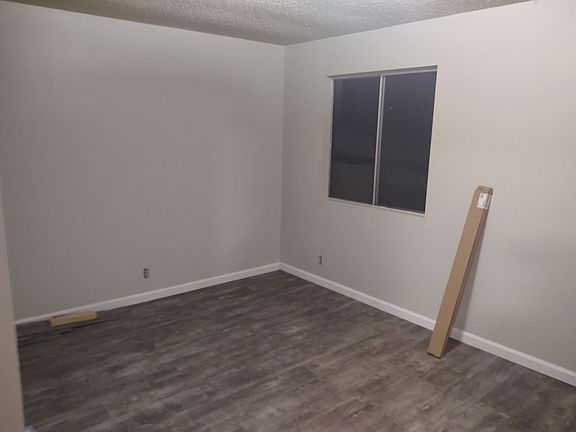 3rd image of 840 1/2 Waterloo St