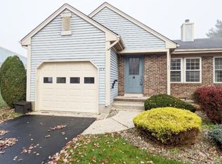 20B Bedfordshire Dr #B, Monroe Township, NJ 08831