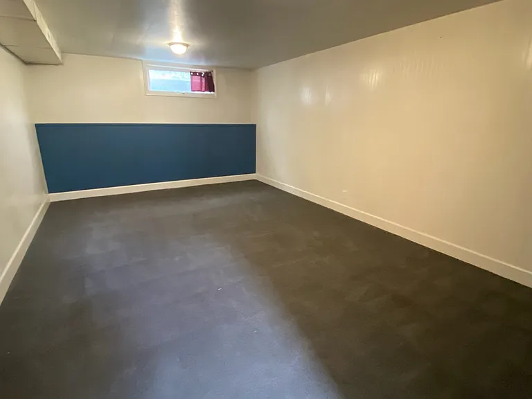 1138 Avenue D — Photo 9