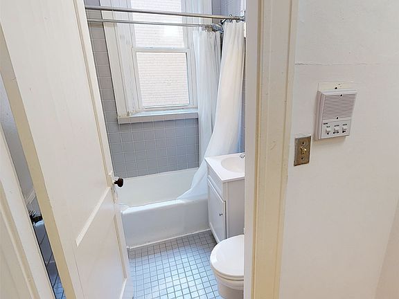 143 Park Dr. #3 Boston - Fenway Unit Photo 3