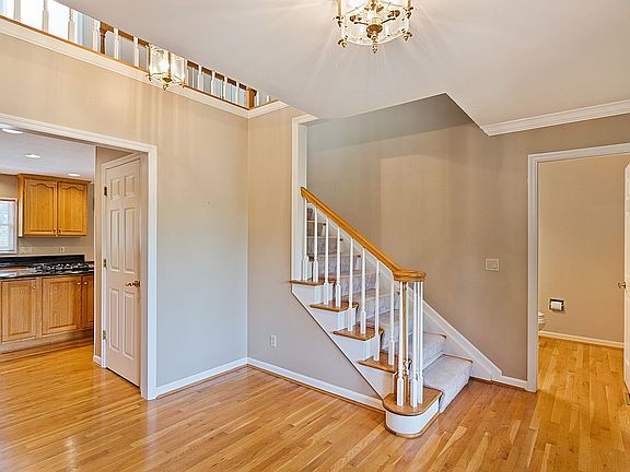 3rd image of 3295 Carpenters Creek Dr