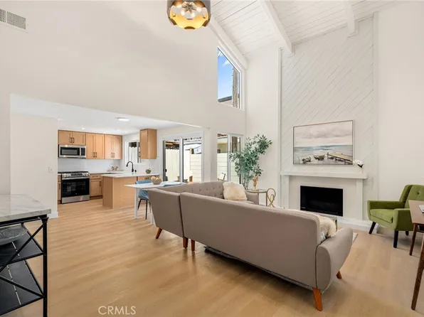 10401 Hammontree Dr, Garden Grove, CA 92843
