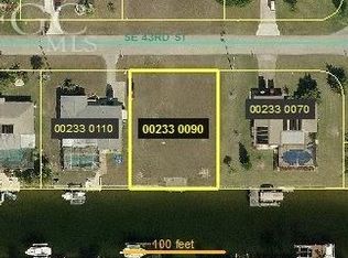 126 SE 43rd Ln, Cape Coral, FL 33904