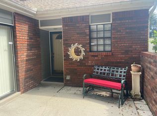 1768 Castle Rock Rd, Tampa, FL 33612