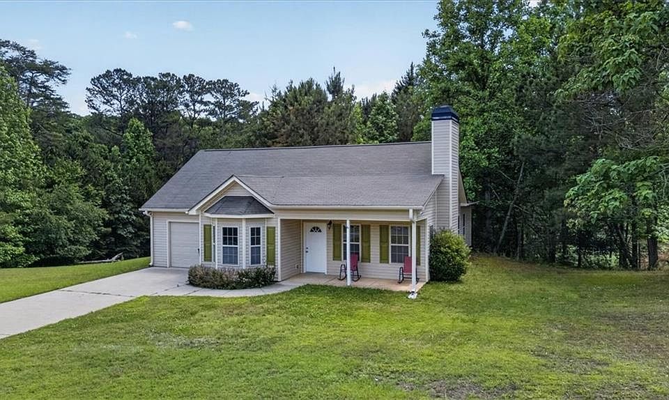 1st image of 304 Black Knob Falls Dr