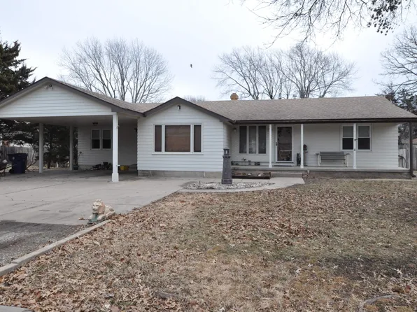 2904 N Athenian Ave, Wichita, KS 67204