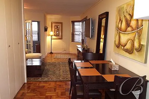 Rented by Bellmarc Realty | media 3