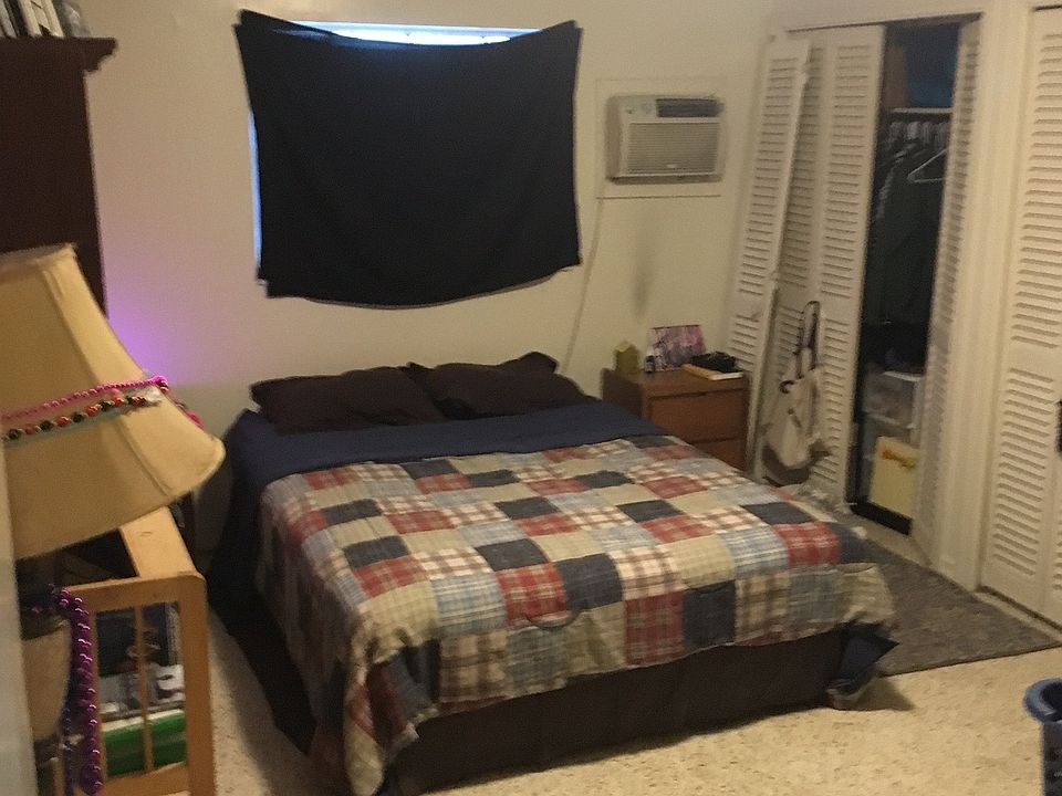 2nd image of 2711 W Cherry St #2