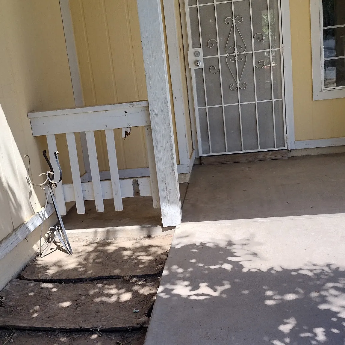 3 bed, 1400 sqft, $2,400 — Photo 3