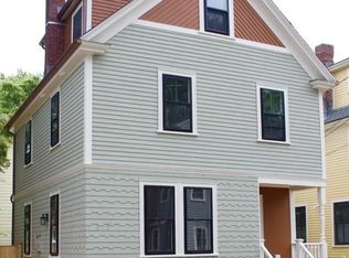 2 Kenway St #2, Cambridge, MA 02138