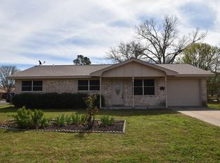 1070 W Lingleville Rd, Stephenville, TX 76401