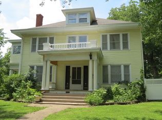 227 S Main St, Greenfield, MO 65661