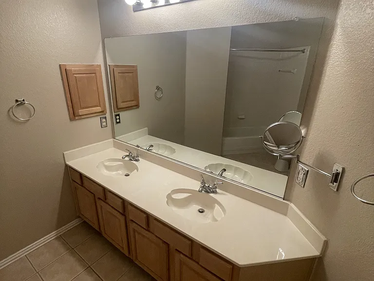 6720 Tabor Dr — Photo 5