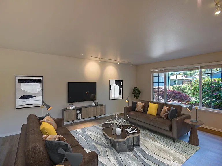 12604 SE 75th St — Photo 3