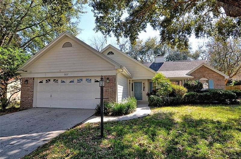 1st image of 307 Silver Pine Dr