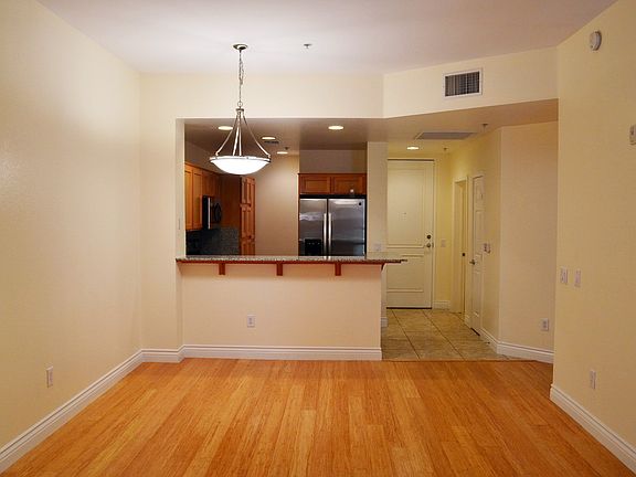 5th image of 87 E Agate Ave Unit 309